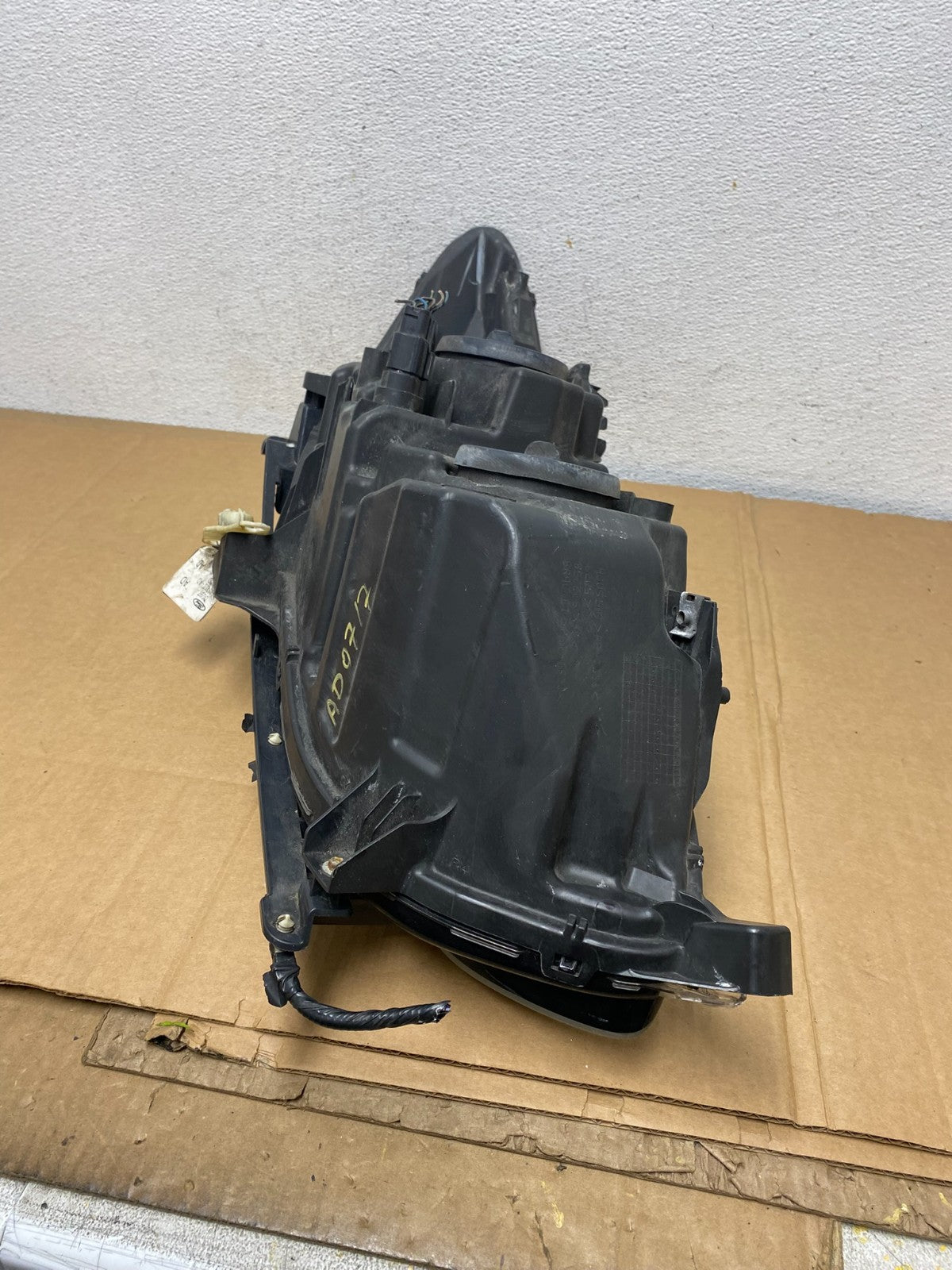 2013 to 2016 Ford Fusion Left Driver Lh Side Headlight AD0717 DW6