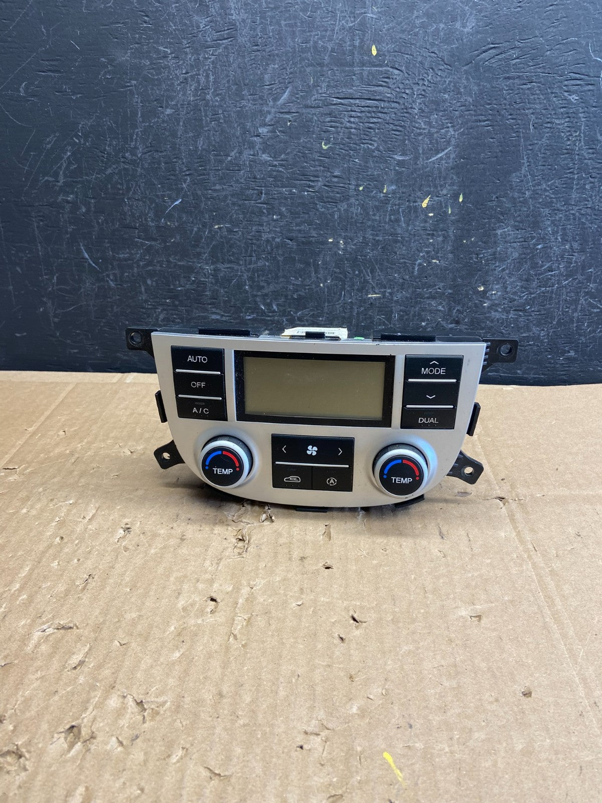 2010 2011 2012 Hyundai Santa Fe Automatic Climate AC Heater Control OE AD2290 DG0
