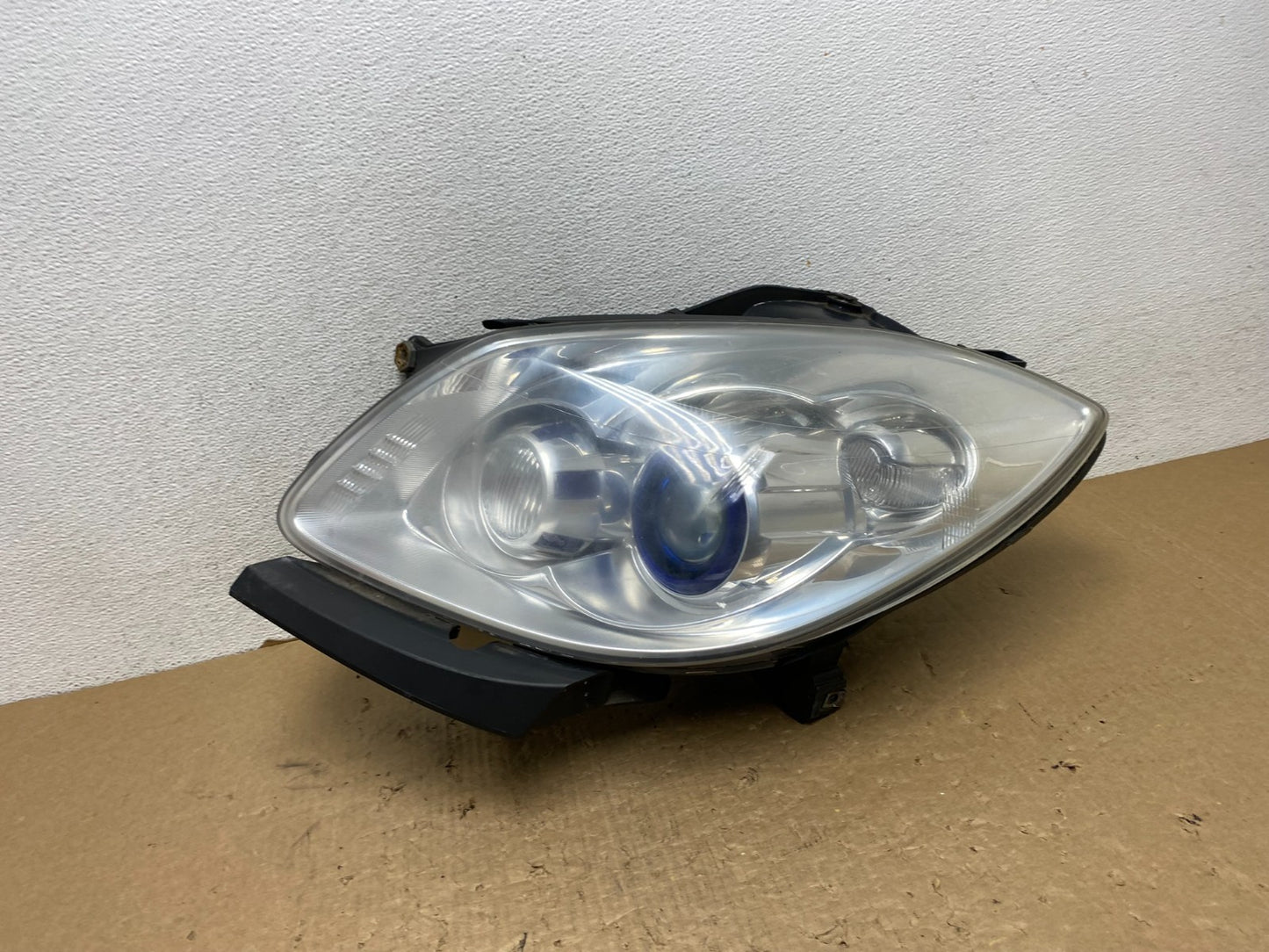 2008-2012 Buick Enclave Left Driver Headlight Xenon Hid One Ballast AF8093 DW0