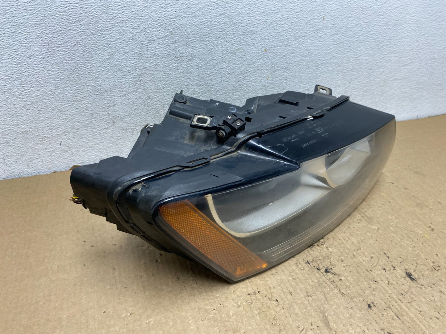 2009 to 2012 Audi Q5 Right Passenger RH Side Halogen Headlight AG2494 DG2