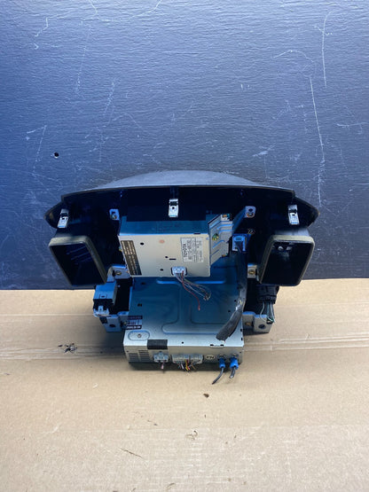 2001 to 2003 Lexus Rx300 Radio Receiver Head Unit + Bezel Surround AD4930 DG3