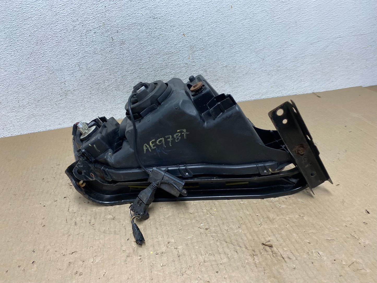 2006 2007 2008 Honda Ridgeline Left Driver LH Halogen Headlight AE9787 DW6