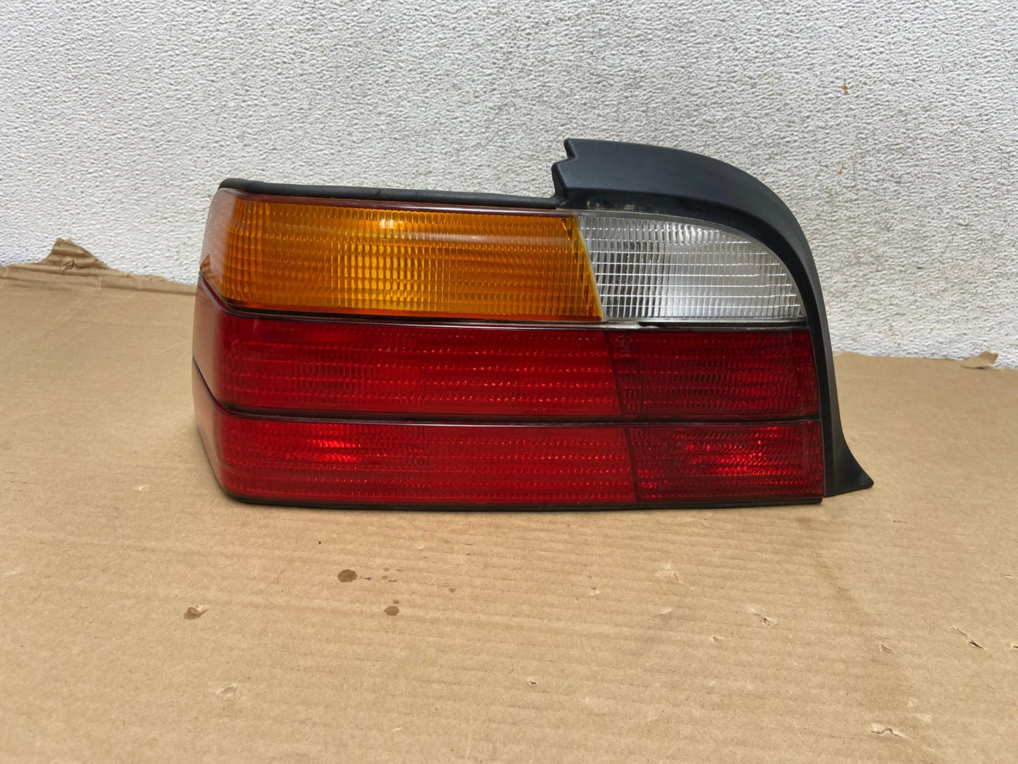 1995 to 1999 BMW E36 Left Driver LH Side Tail Light AG9165 LK0