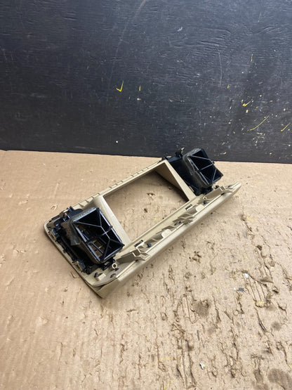2003-2007 Nissan Murano Radio Center Console Display Bezel Air Vent T8878 DG4