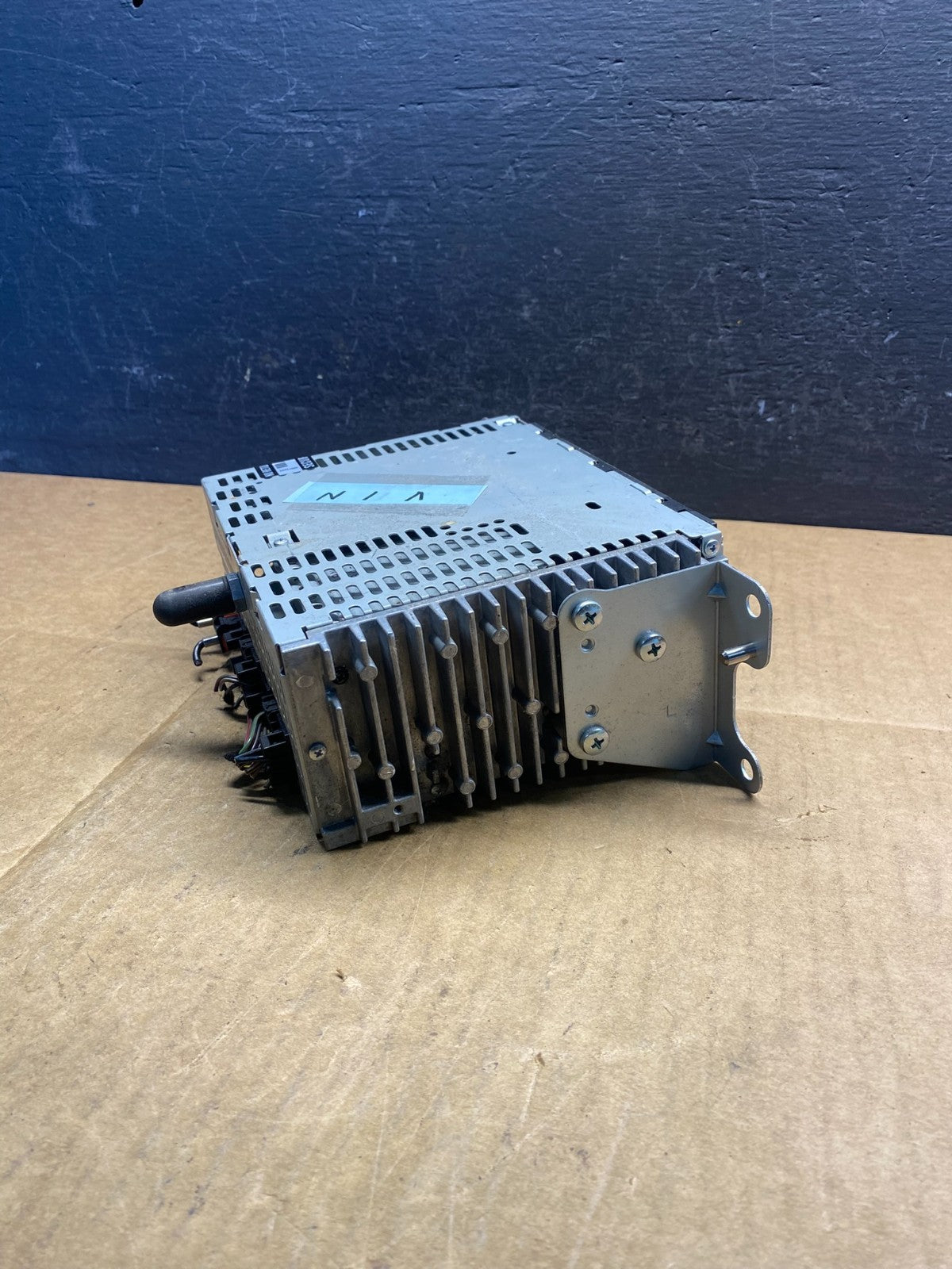 2011 to 2013 Ford Explorer Audio Equipment Radio Receiver AM FM CD ad3593 DG2
