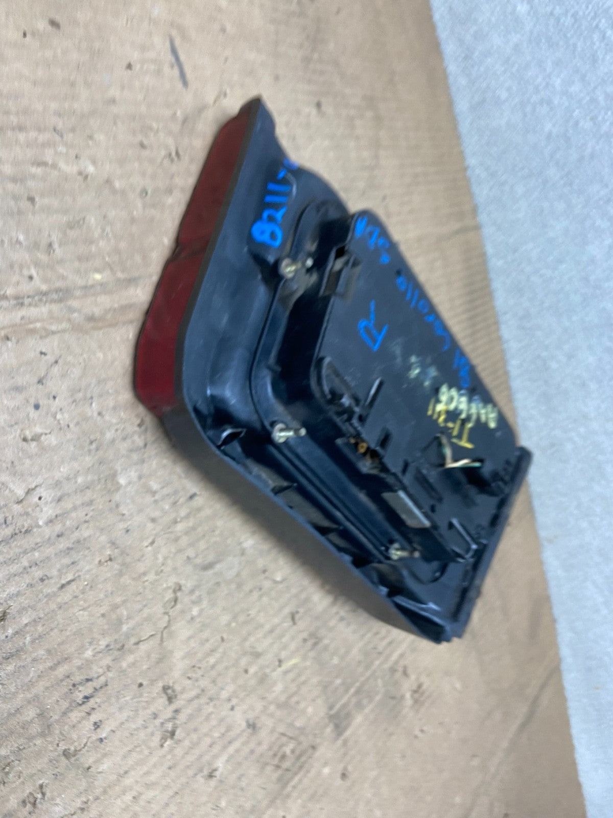 1983 1984 Toyota Tercel Hatchback Right Passenger Side Tail light AA66065