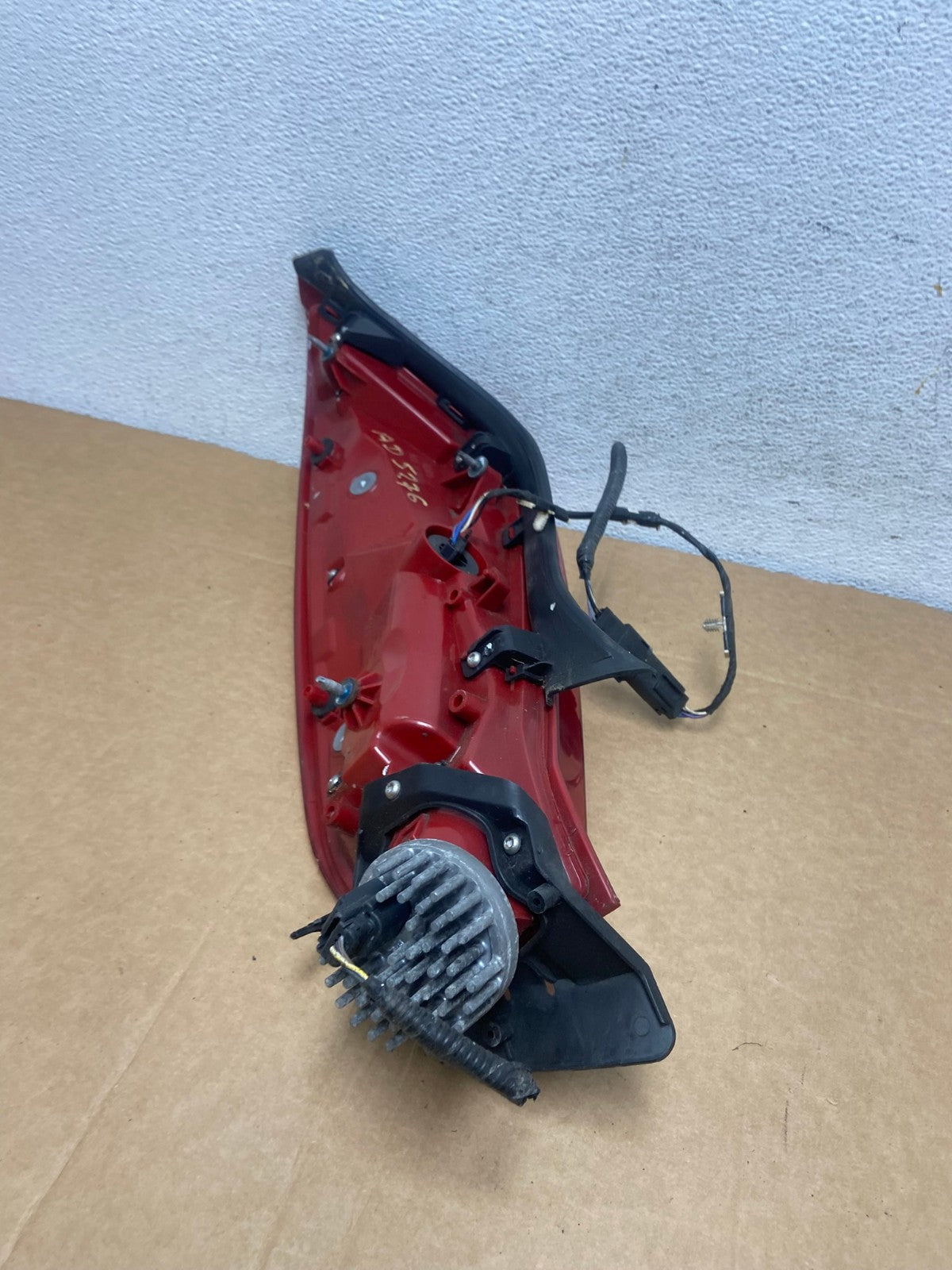 2013 to 2017 Cadillac XTS Right Passenger RH Tail Light AD5276 LK5