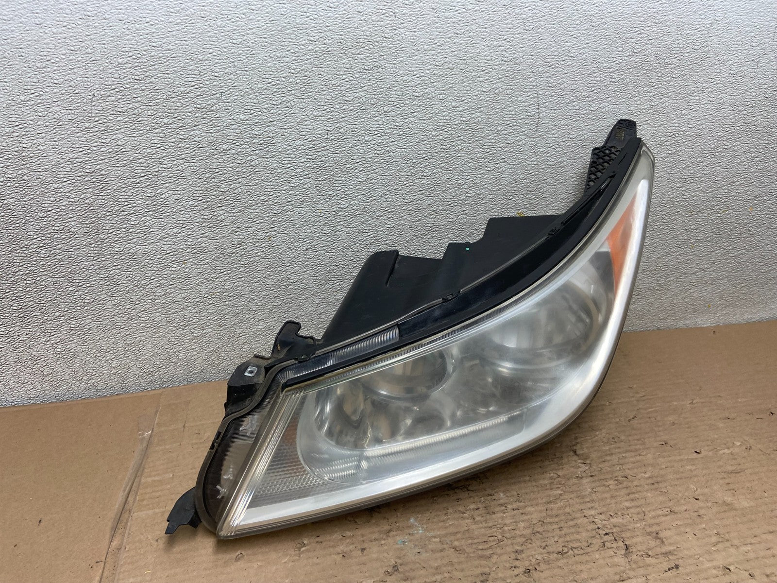 2010 to 2013 Buick Lacrosse Left Driver LH Halogen Headlight Oem AA9534 DW2