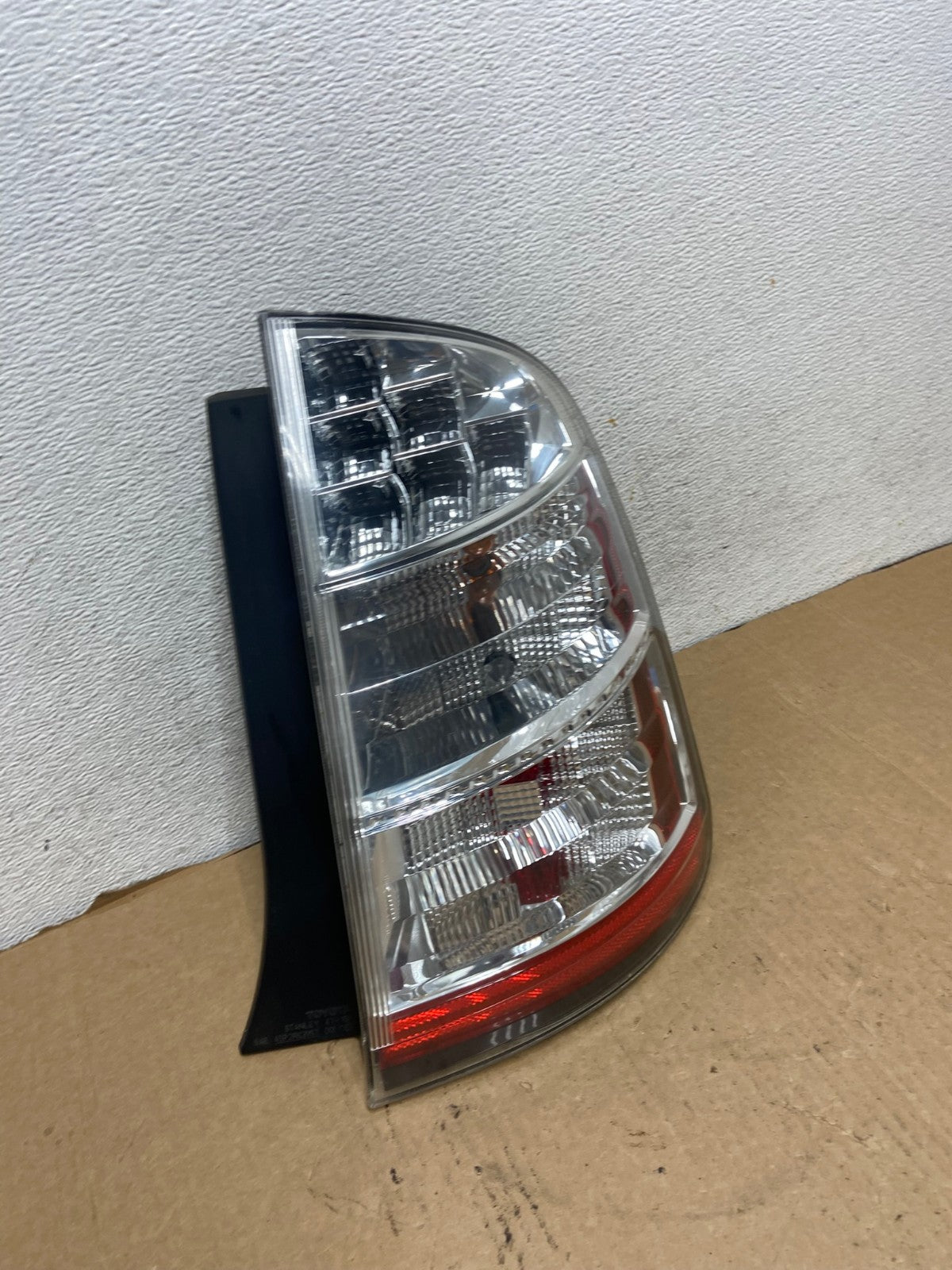 2006 2007 2008 2009 Toyota Prius Tail Light Right Passenger Side AG2051 LK2