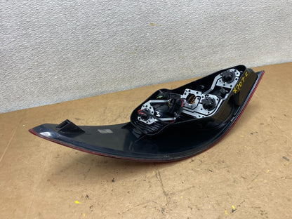 2006 to 2010 Mercedes W251 R-Class Right RH Smoked Tail Light X7072 PS4