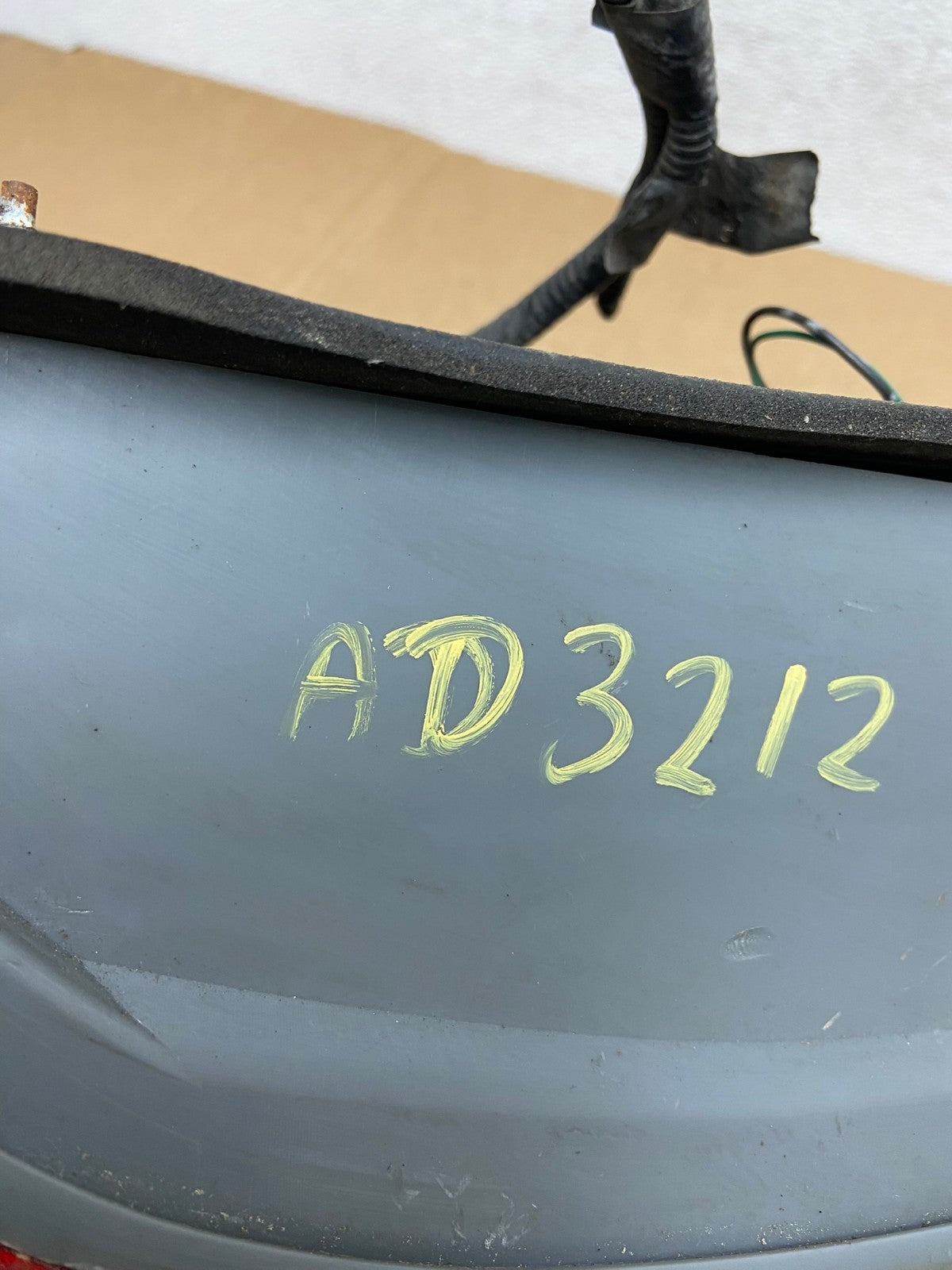 2004-2005 Honda Civic Coupe Right Passenger Rh Side Tail Light AD3212 LK7