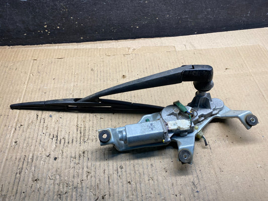 2005 to 2009 Subaru Legacy Outback Rear Windshield Wiper Motor Y1371 PS0