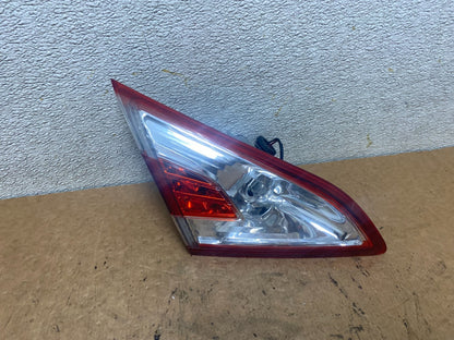 2011-2014 Nissan Murano Left Driver Lh Side Inner Tail Light Oem S7425 DW0