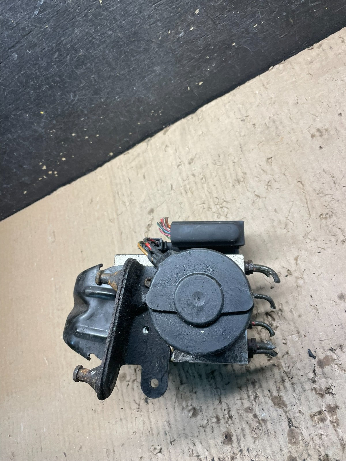 Mercedes W163 ML320 ML430 ABS Anti Lock Brake Pump Module X0984 DG5