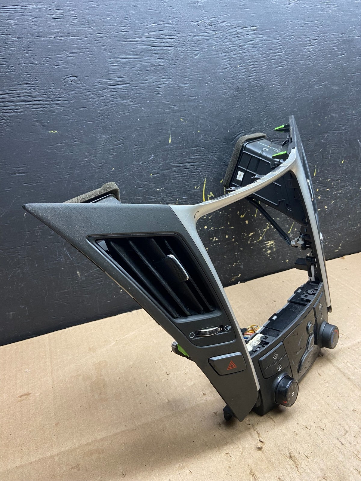 2011 to 2014 Hyundai Sonata Center Radio Climate Control Air Vent Bezel AB1744DG1