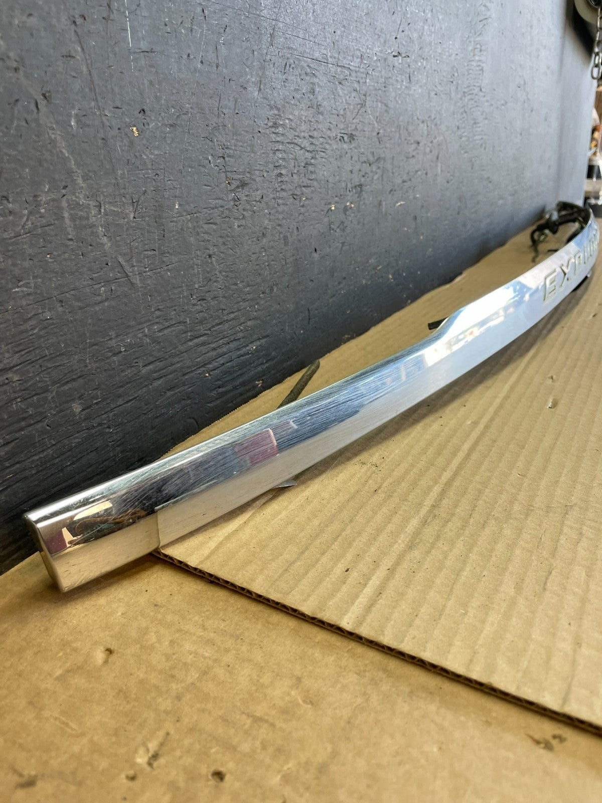 2011 to 2014 Ford Explorer Rear Tailgate Gate Trim Molding With Camera AE8678 DG2