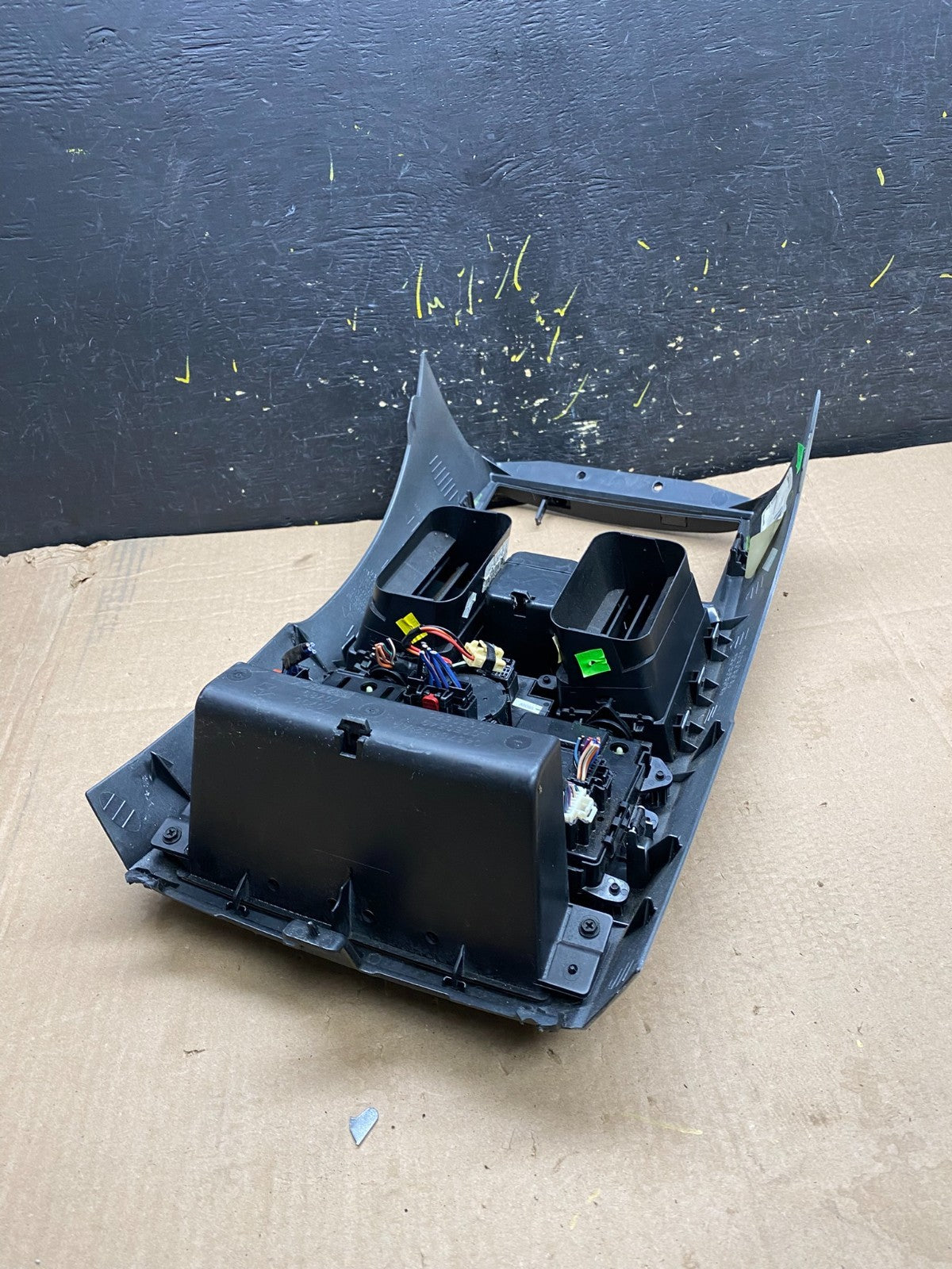 2008-2010 Dodge Grand Caravan  A/C Climate Control Unit Bezel Trim Oem Z0010 DG6