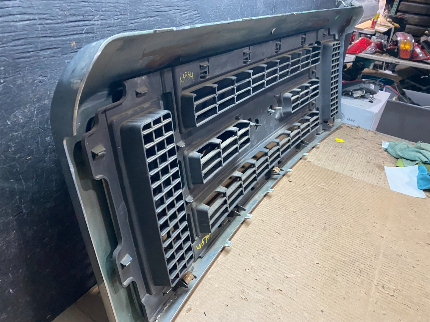 2008-2014 Ford Econoline E150 E250 Front Upper Chrome Grill Grille Oem W5813 DG6
