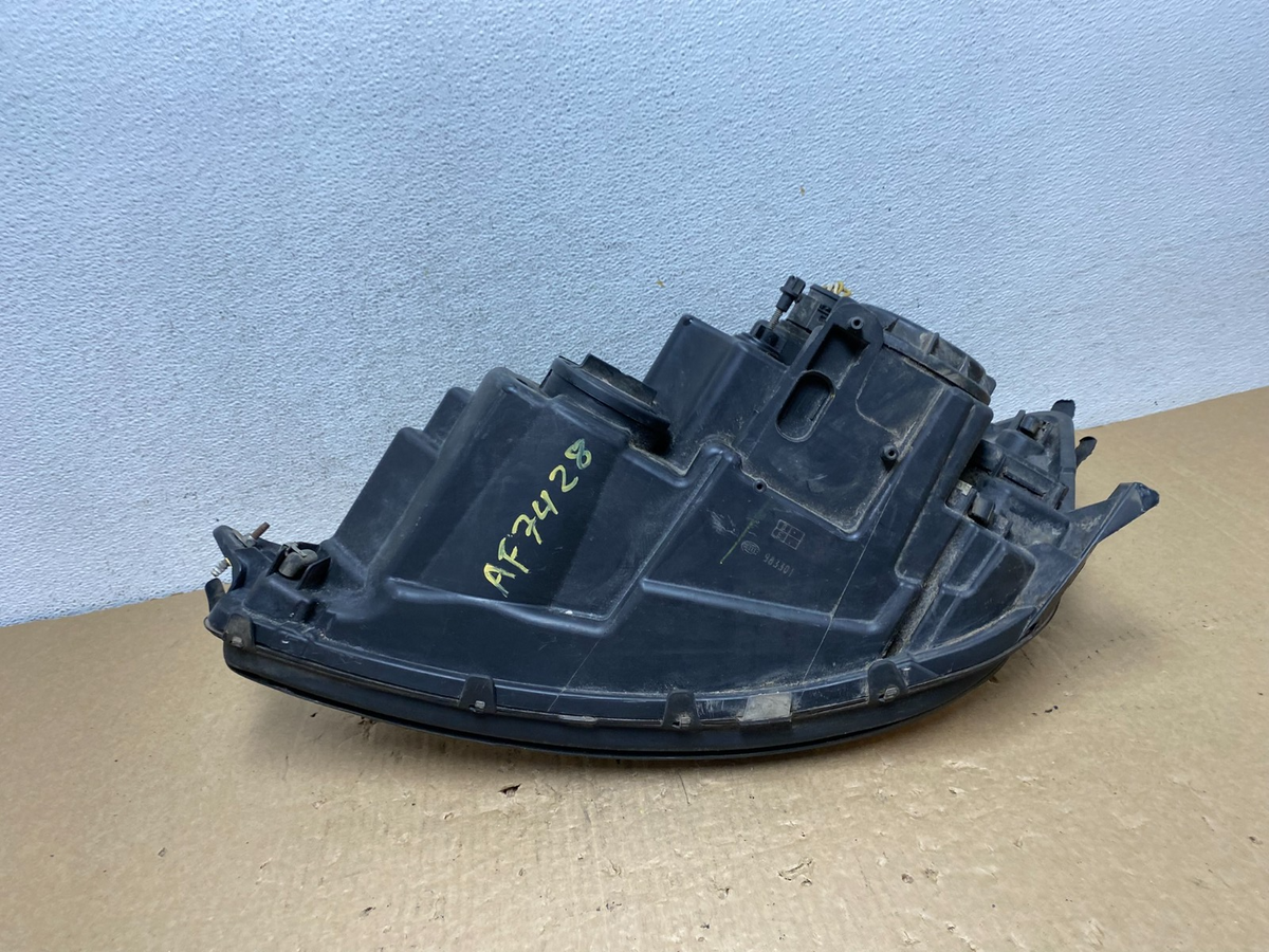 Kenworth P54-6162-200R SAE HG05 SSB518 Right Side Headlight AF74287