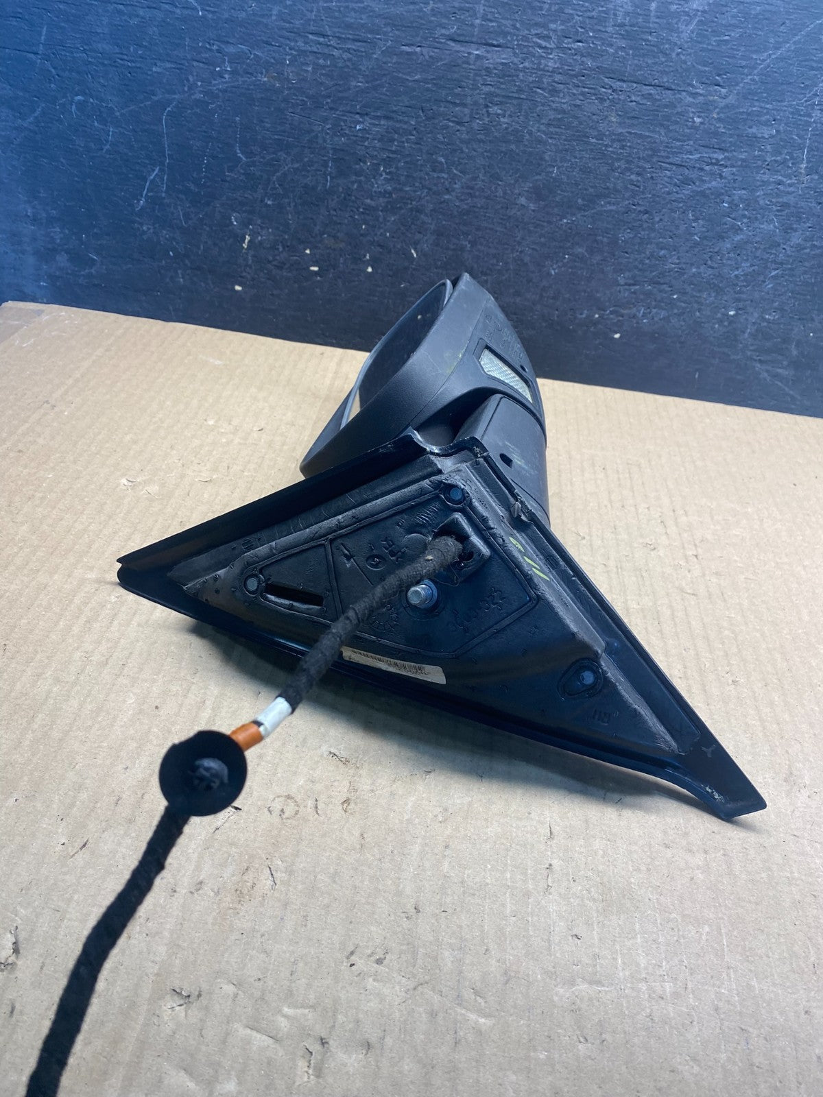2004-2006 Volvo S40 Right Passenger Side Turn Signal View Door Mirror AG9478 DW4