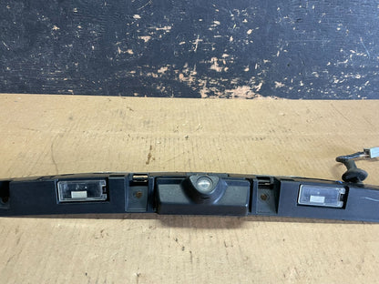 2011 to 2014 Ford Explorer Rear Tailgate Gate Trim Bracket With Camera z8257 DG3