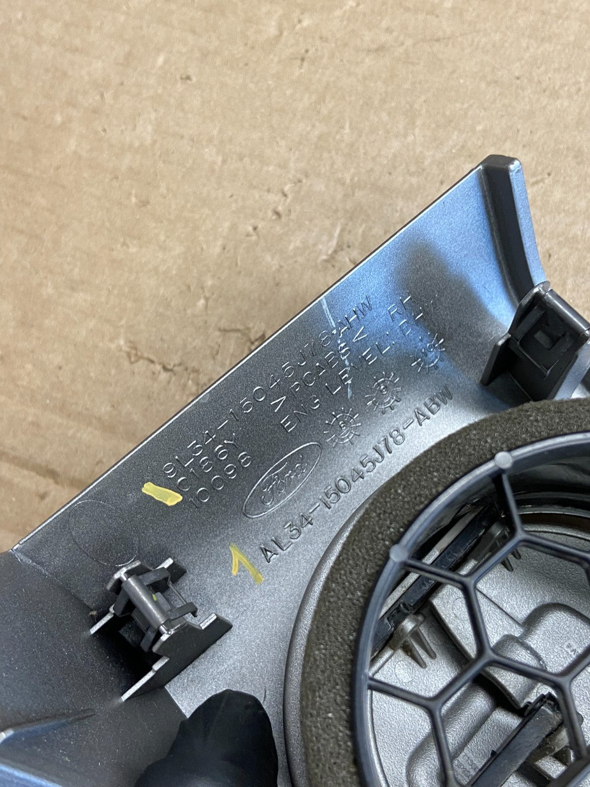 2009 2010 Ford F150 Center Left Dash Trim Bezel Air Vent OE AH3747 DG8