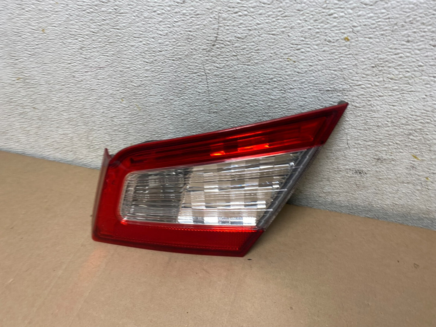 2009-2012 Mitsubishi Galant Right Passenger RH Inner Tail Light OEM J0319 DW1