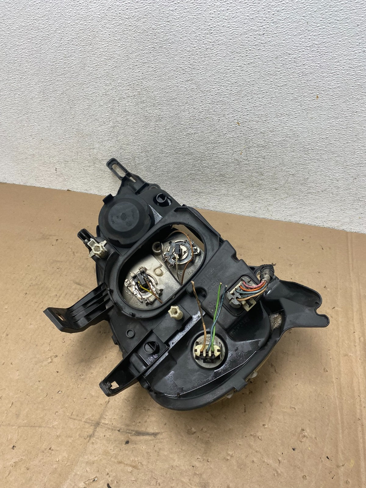 1998 to 2001 Mercedes ML320 ML-Class Left Driver LH Halogen Headlight AG4896 DW7