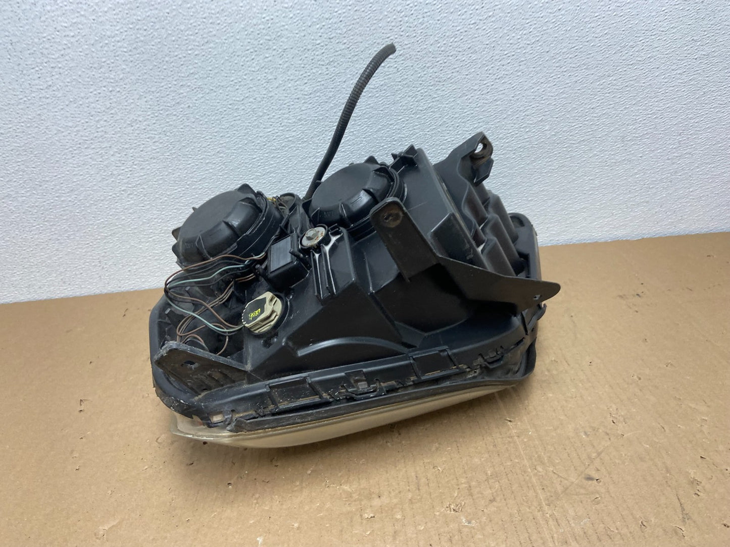 2010 to 2015 GMC Terrain Halogen Passenger Right Rh Side Headlight Oem AB6558 DW6