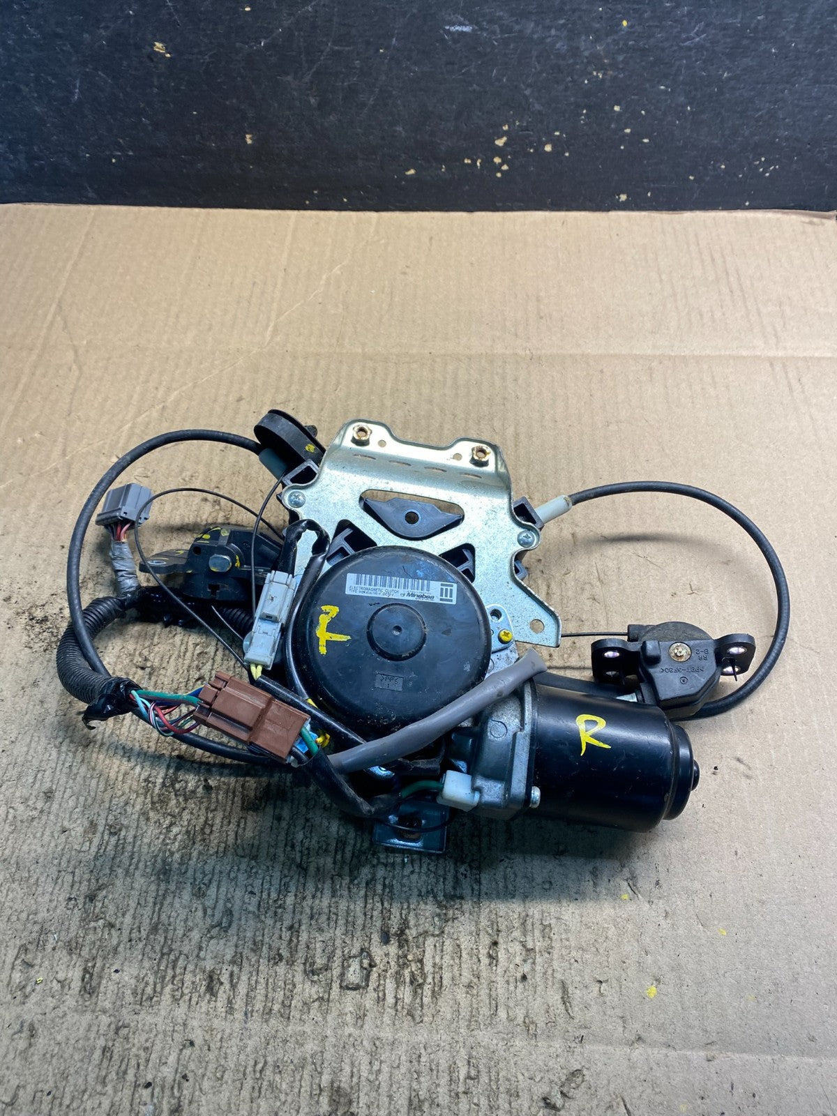 2005 - 2010 Honda Odyssey Rear Right Sliding Door Lock Actuator Motor z2479 DG4