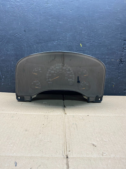 2004 to 2007 Chevrolet Express Speedometer Cluster Gauge L5243 PS0