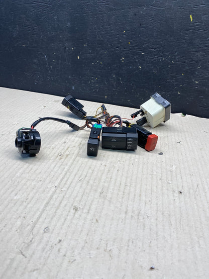 1995 to 2002 Range Rover 4.6 OEM Dash Hazard Traction Fog Clock Switch O33730