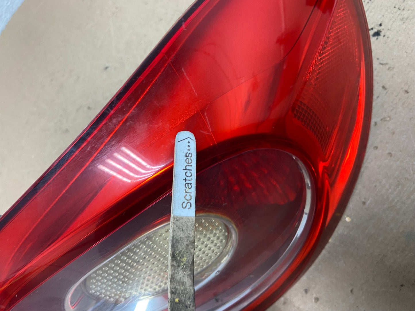 2009 to 2011 Volkswagen Tiguan Right Passenger Side Tail Light AF4732 LK3
