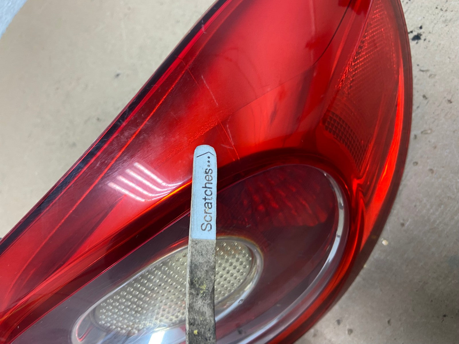 2009 to 2011 Volkswagen Tiguan Right Passenger Side Tail Light AF4732 LK3
