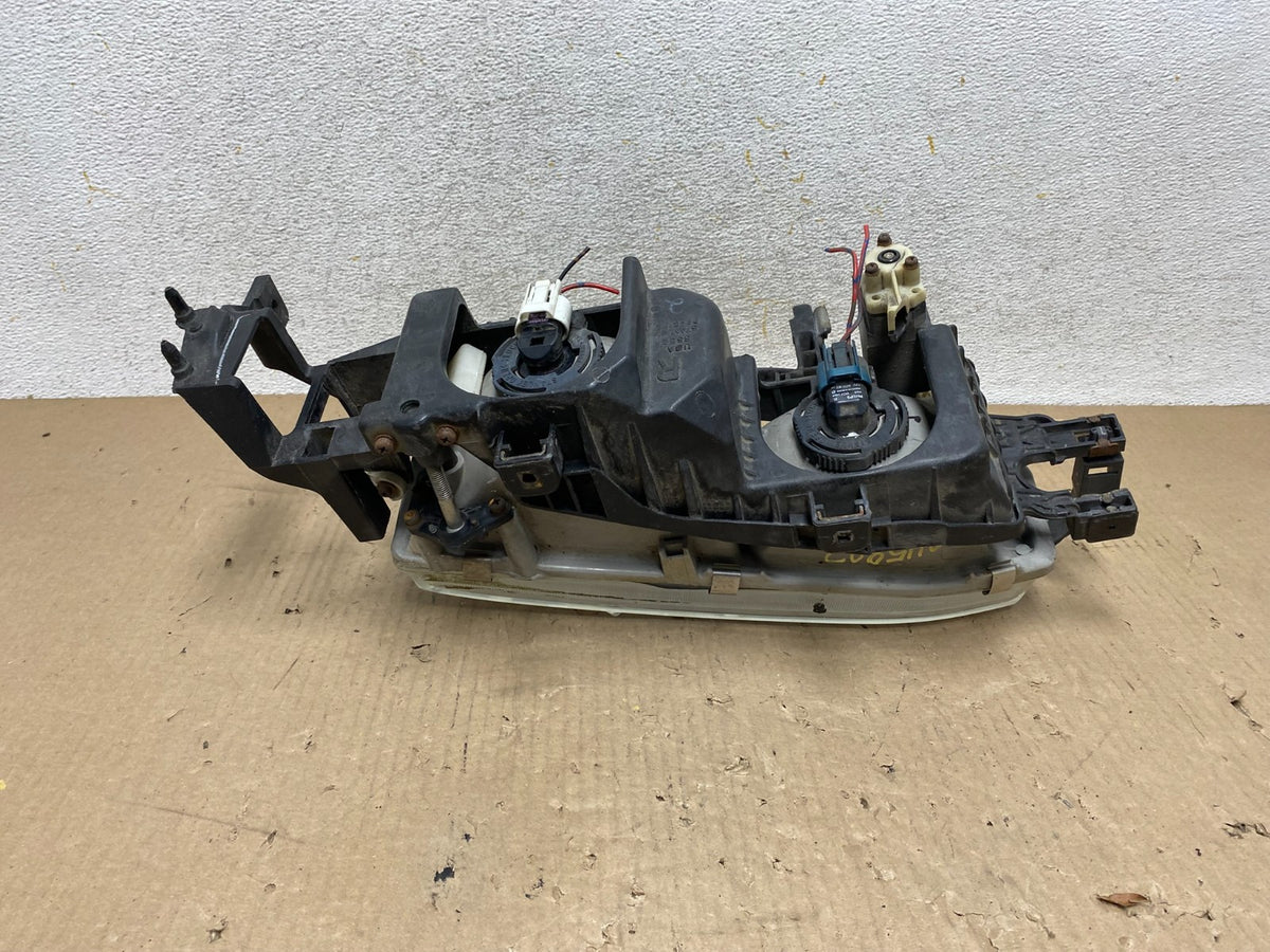 1990 to 1991 Honda Accord Right Passenger RH Headlight AH5922 DW6