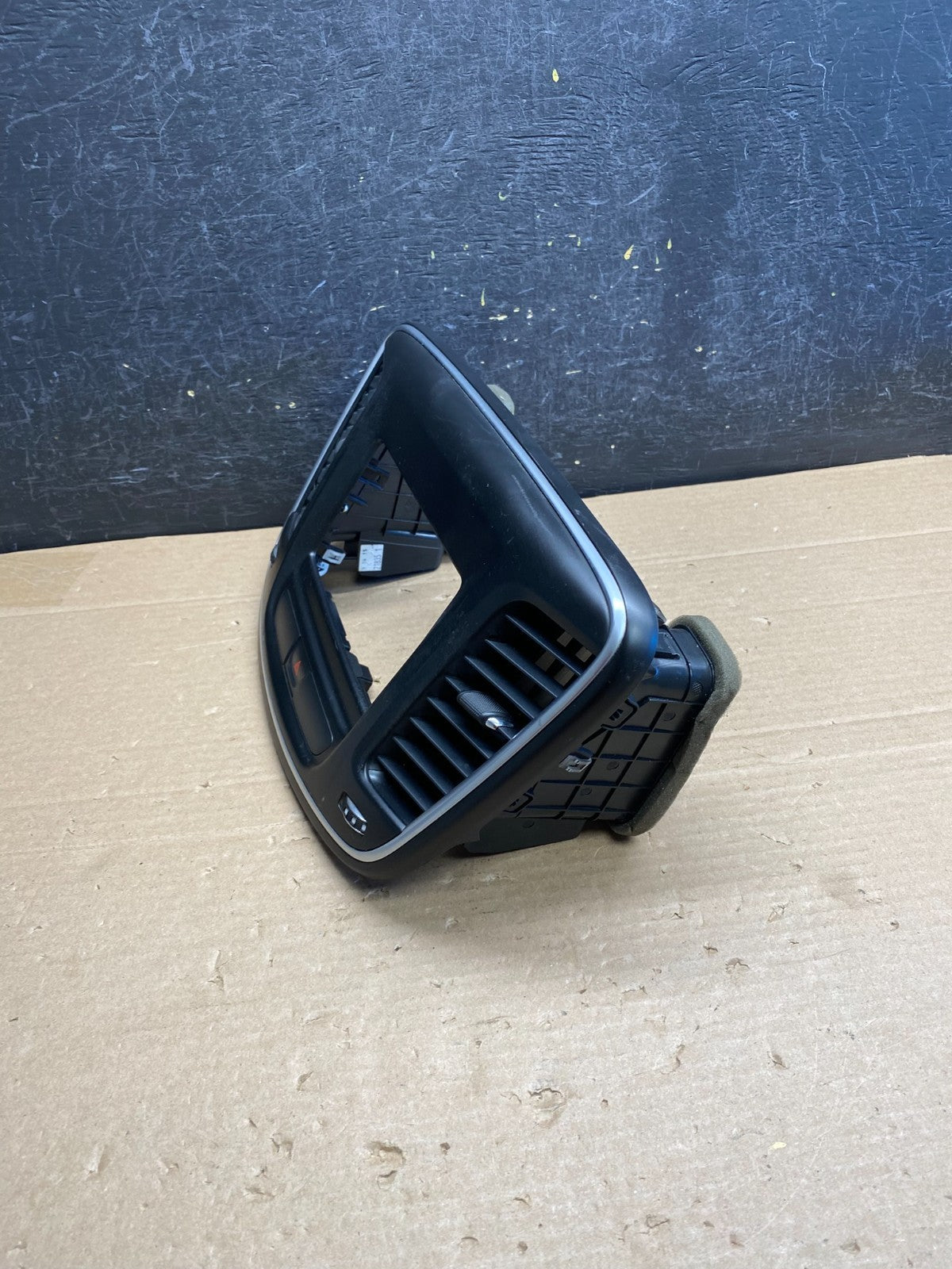 2015 to 2016 Chrysler 200 Radio Dash Bezel Trim Vent Hazard Panel AG6250 DG2