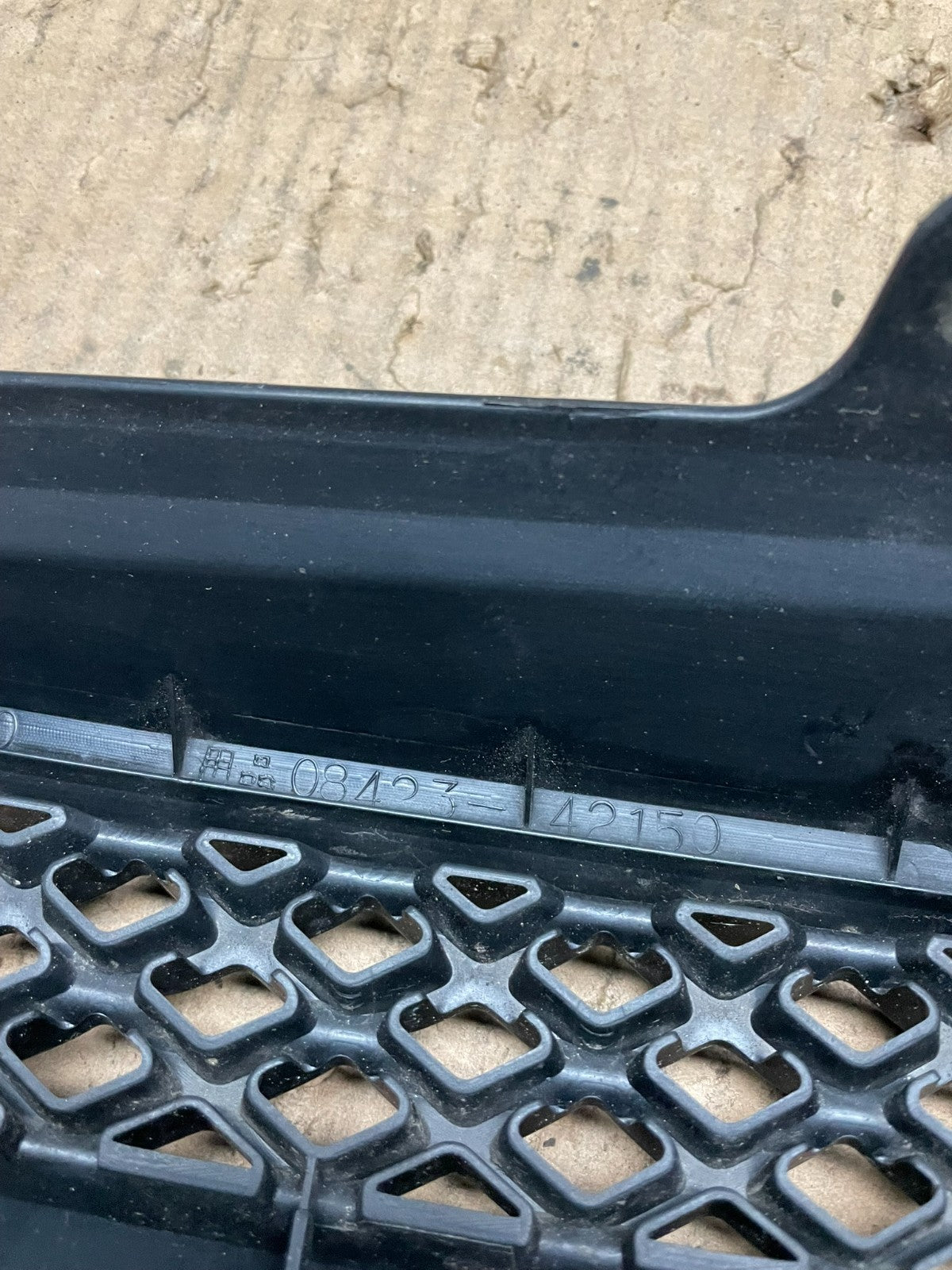 2004 2005 Toyota RAV4 Front Upper Grill Grille DG1 Oem Y6514 DG9