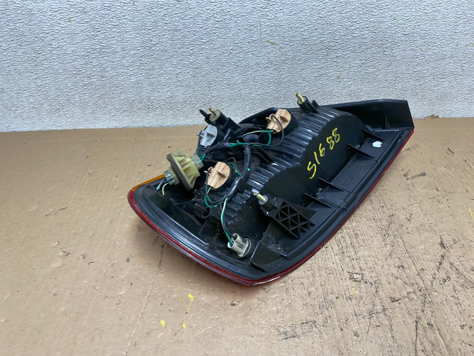 2001 - 2002 Chrysler Sebring Coupe Right Passenger Side Tail Light s1688 DG5