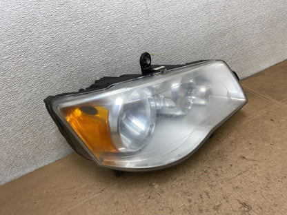 2011 to 2016 Chrysler Town and Country Right Passenger Headlight Y8208 DW2