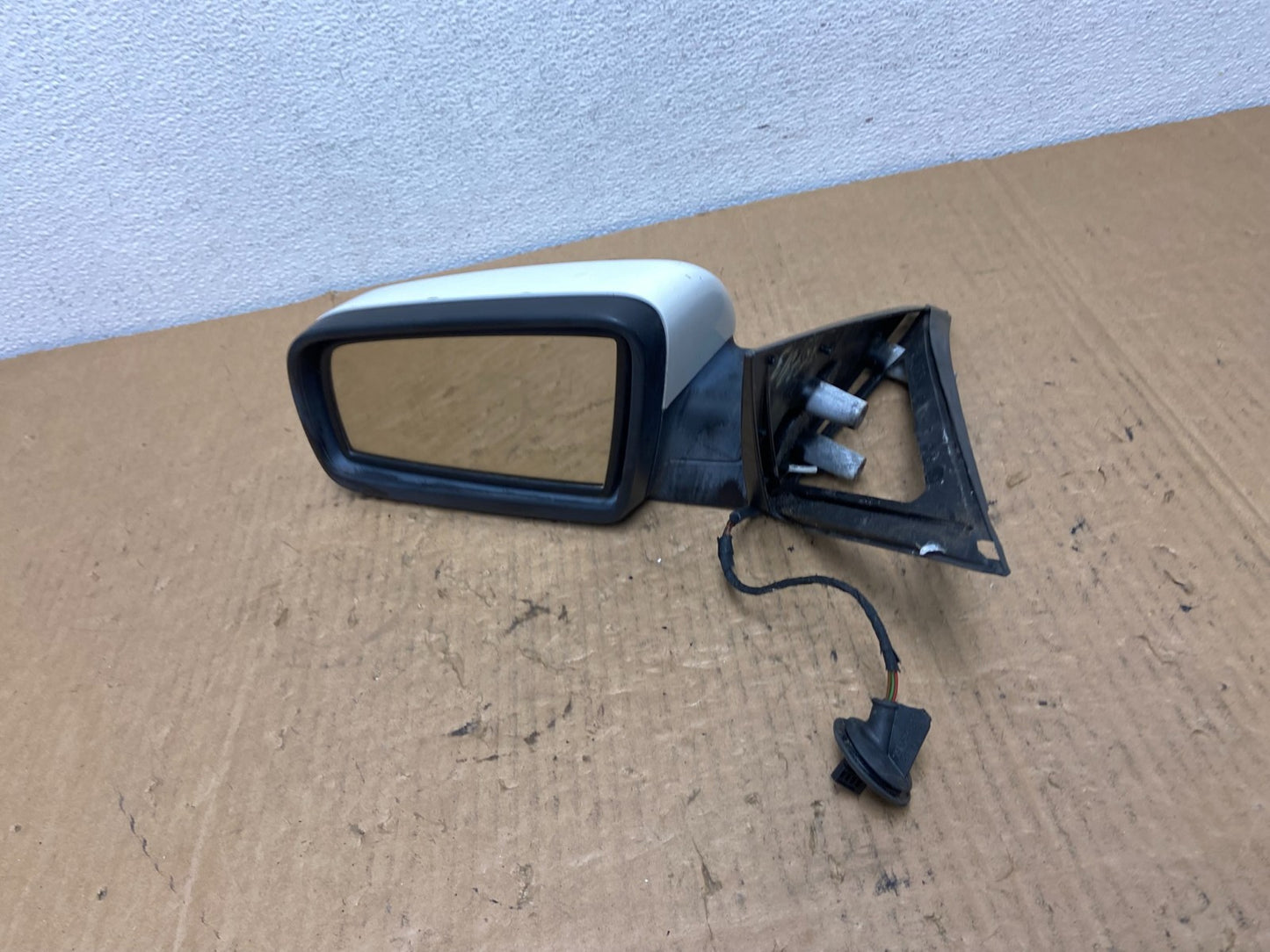 2004 - 2006 BMW 5-Series 525i 530i Left Driver LH Door View Mirror AC7813 DG6