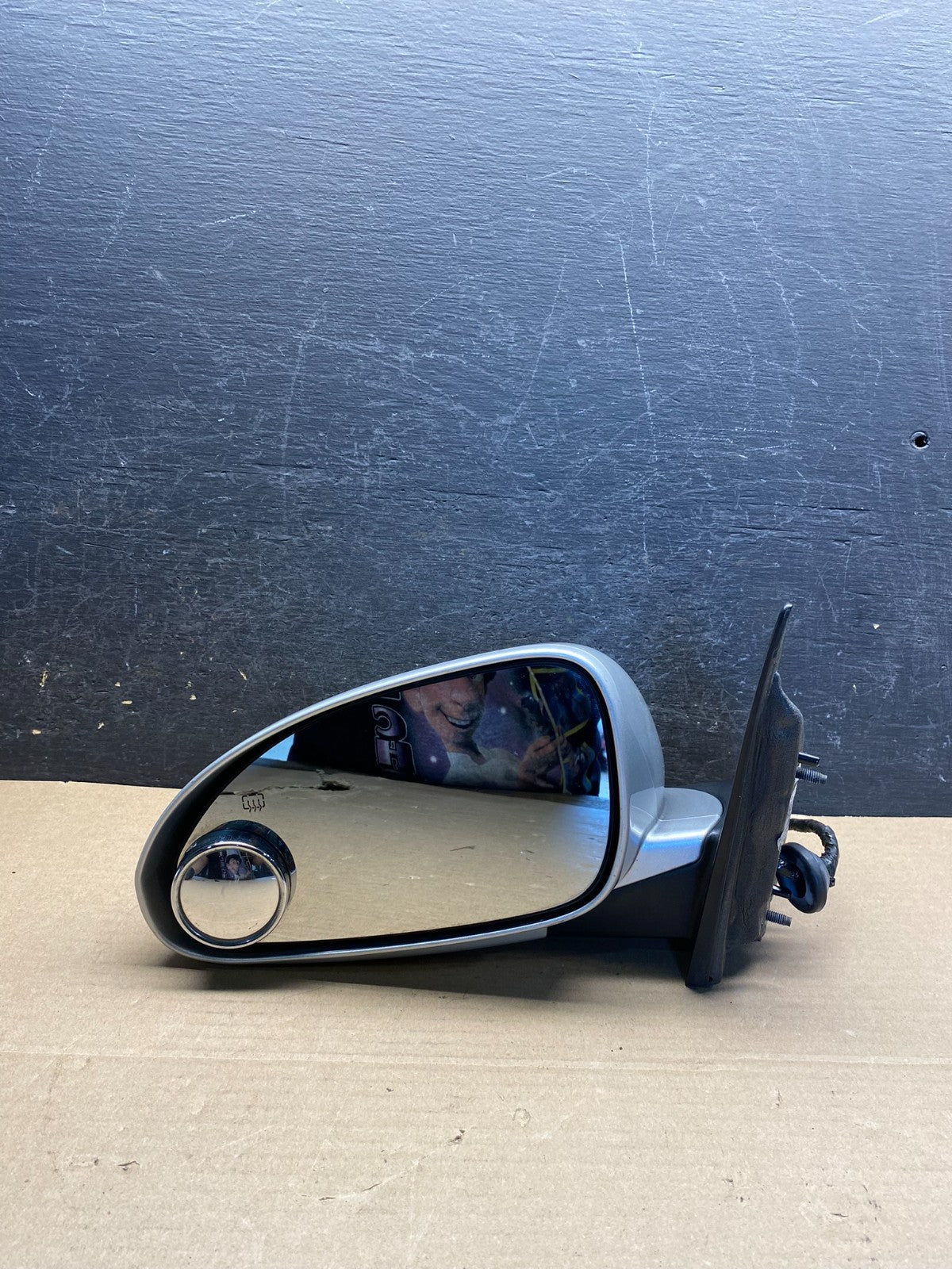 2008-2012 Buick Enclave Left Driver Door Turn Signal Mirror AH9752 DG8