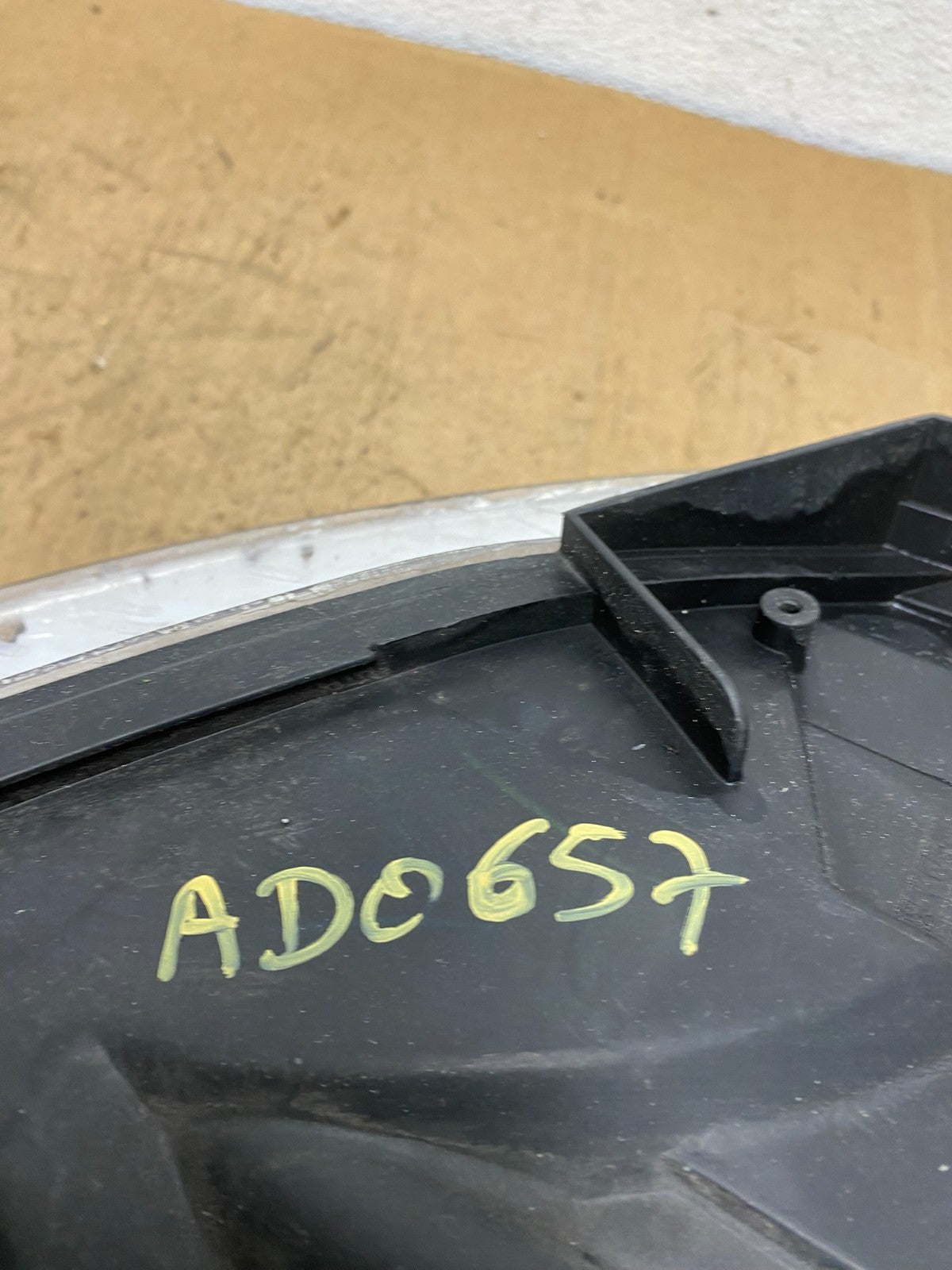 2003 2004 2005 2006 2007 Saab 9-3 Left Driver LH Headlight Halogen TYC AD0657 DW12