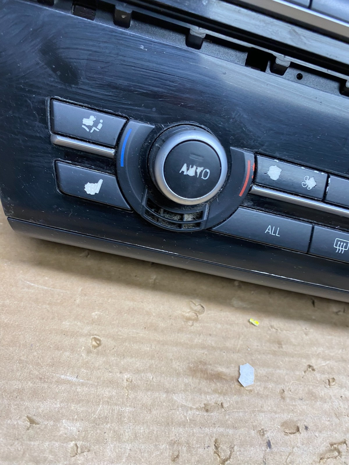 2010-2011 BMW F10 535i 550i Heater Ac Climate Radio Stereo Control OEM X1211 DG1