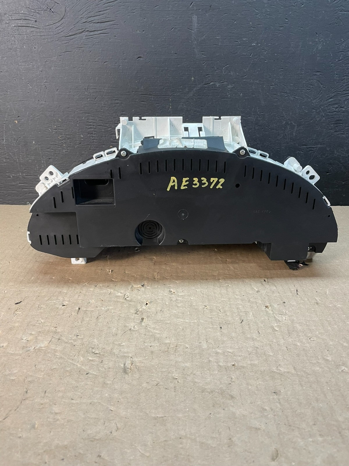 2006 Chrysler Pacifica Front Speedometer Cluster Cluster AE3372 DG8