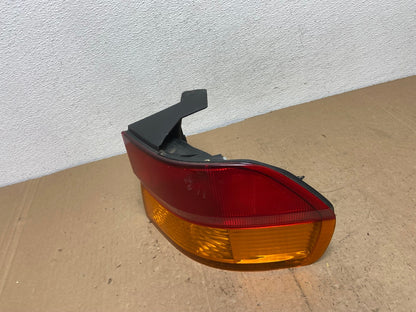 2002 2003 2004 Honda Odyssey Right Passenger Side Tail Light AC5990 LK1