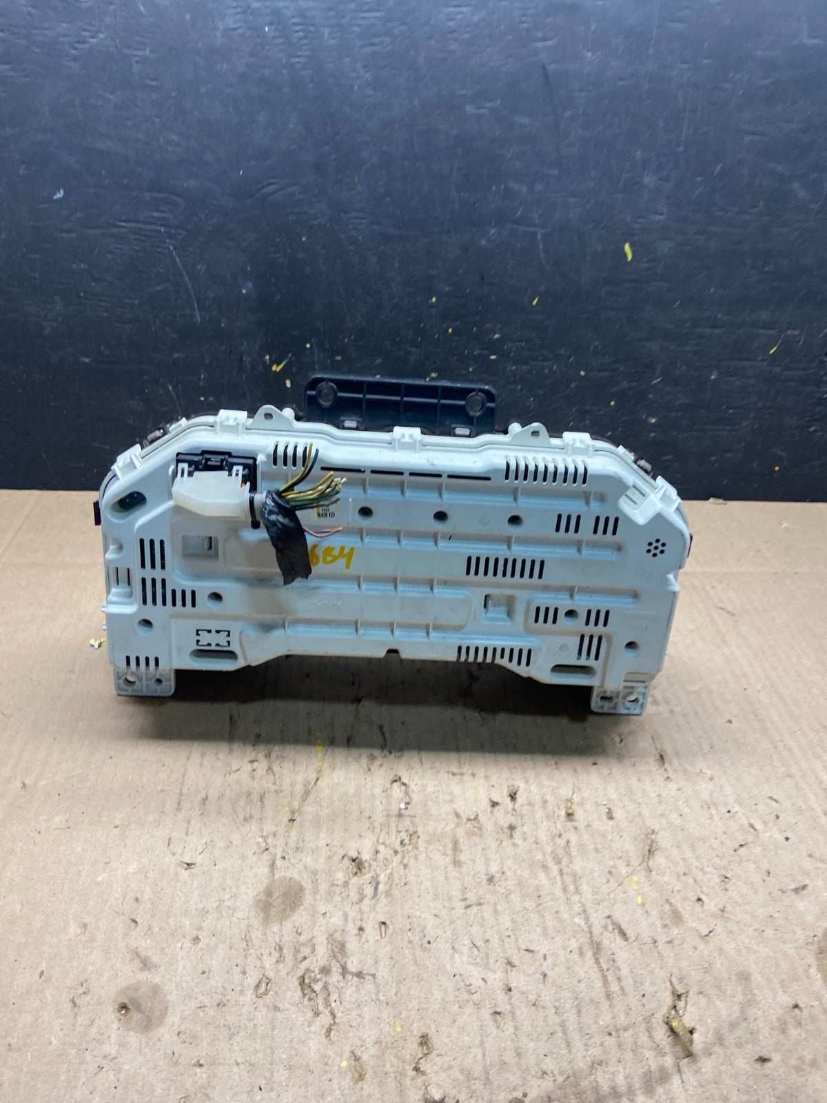 2011 to 2013 Ford E150 E250 E350 VAN Gauge Speedometer Cluster P7684 DG5