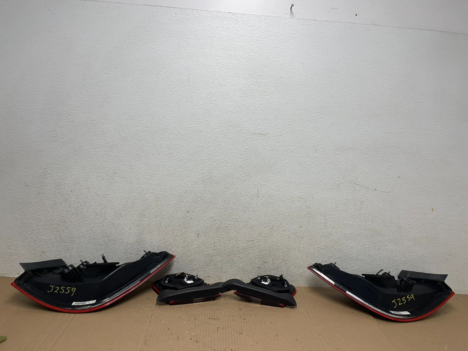 2010 to 2013 Mercedes E-Class Coupe Left+Right Set Inner Tail Lights OEM j2559 D11