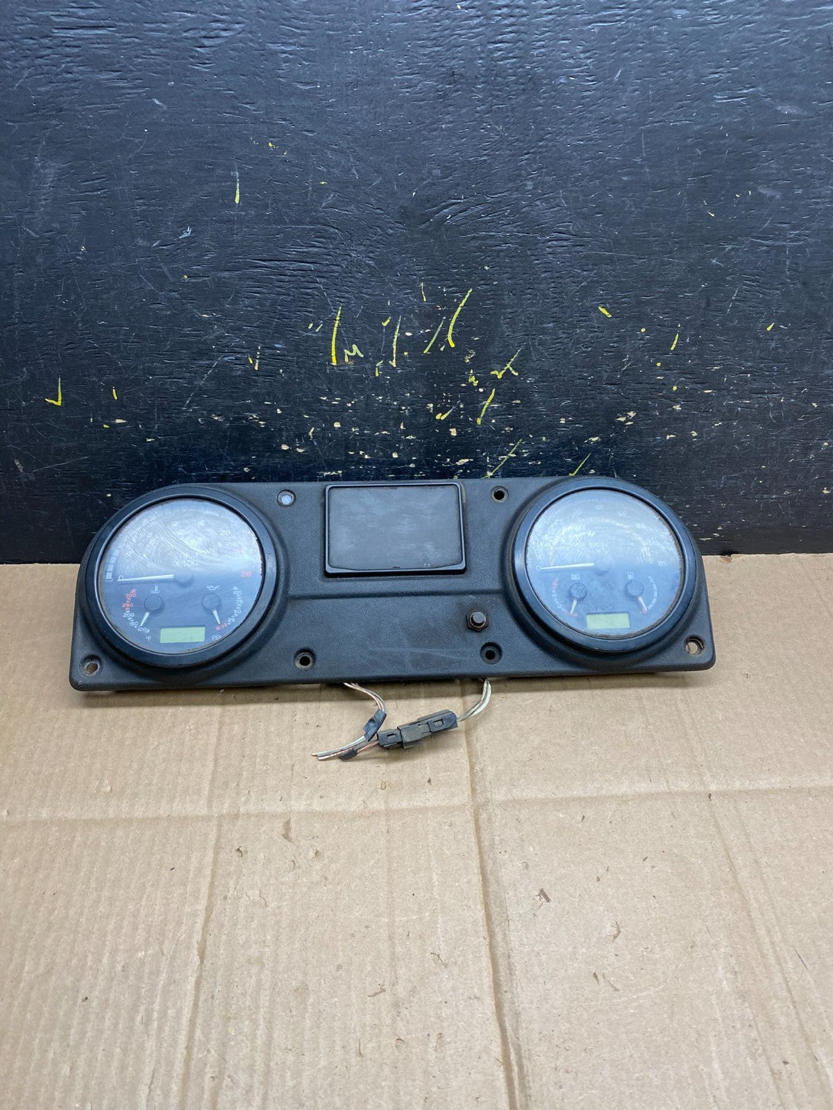 2011 Mack LE Instrument Panel Cluster AA46780