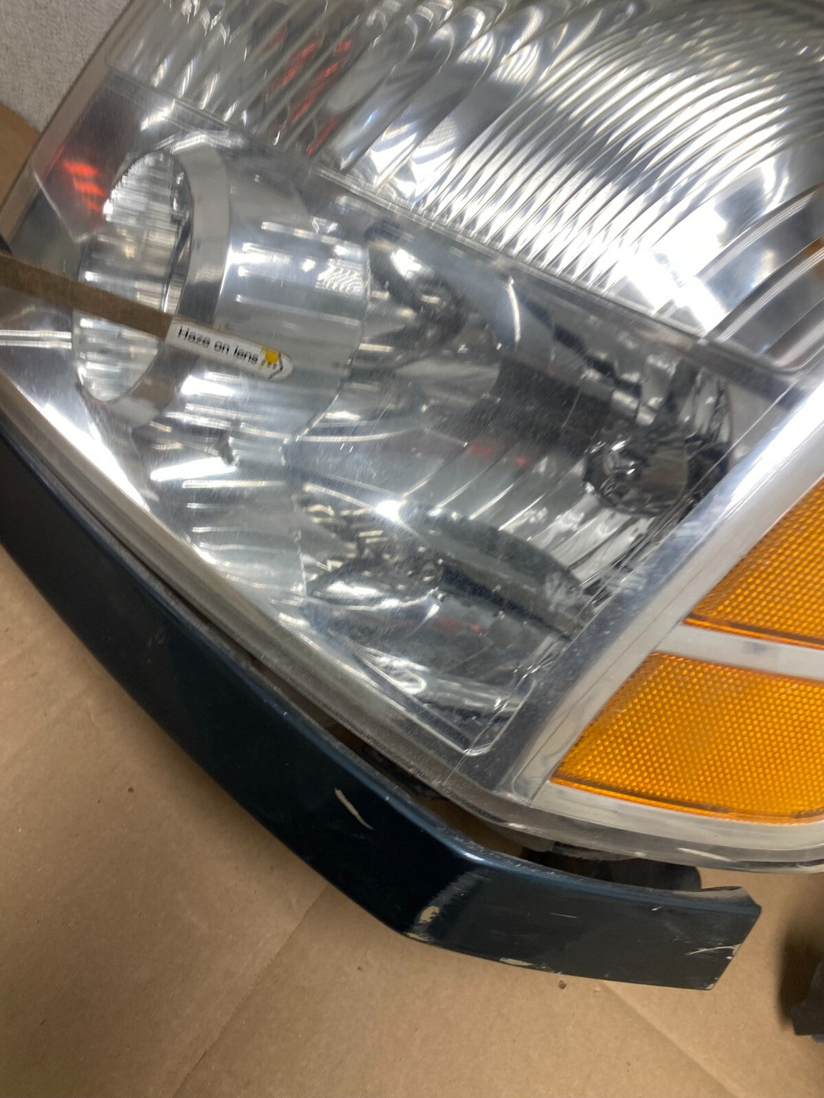 2004 to 2007 Nissan Armada Left+Right Side Set Headlights Oem M4613 DW11