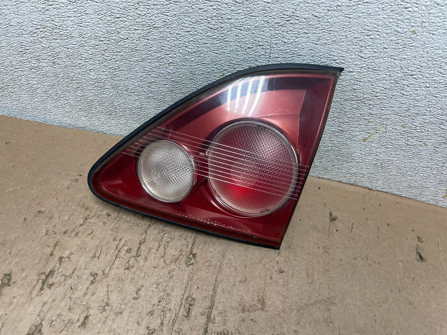 1999 - 2001 Lexus RX300 Right Passenger Side Rear Inner Tail Light Oem Q5137 DW1